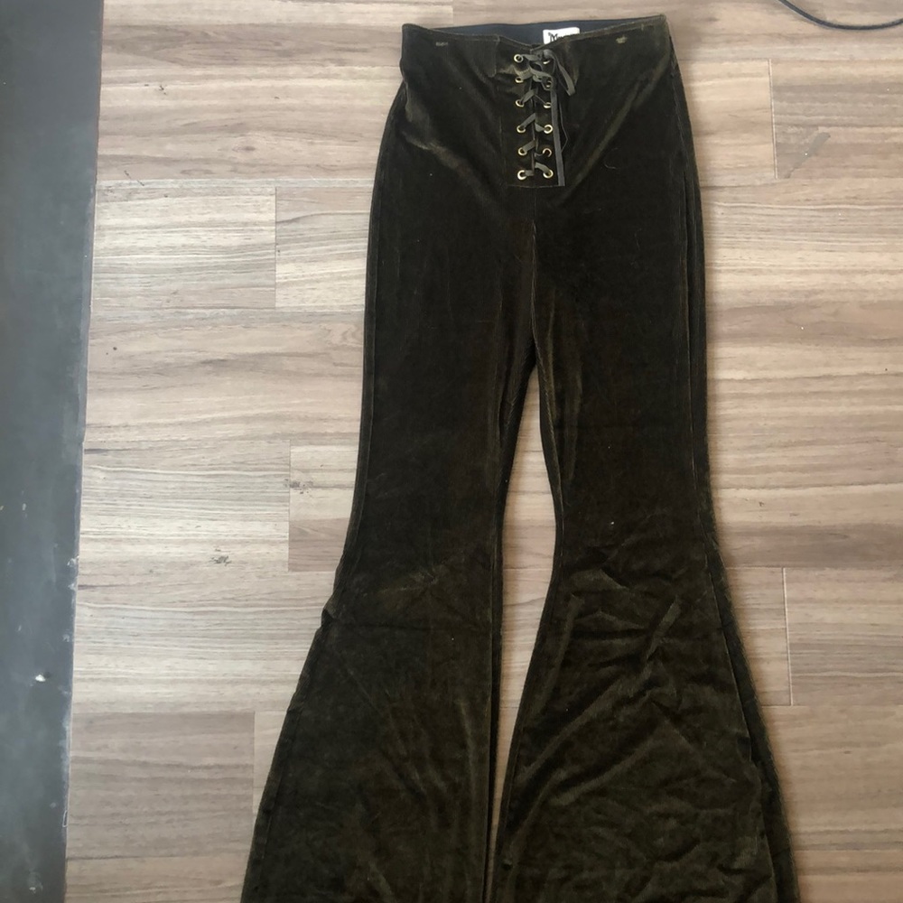 Dark green bells Show Me Your Mumu